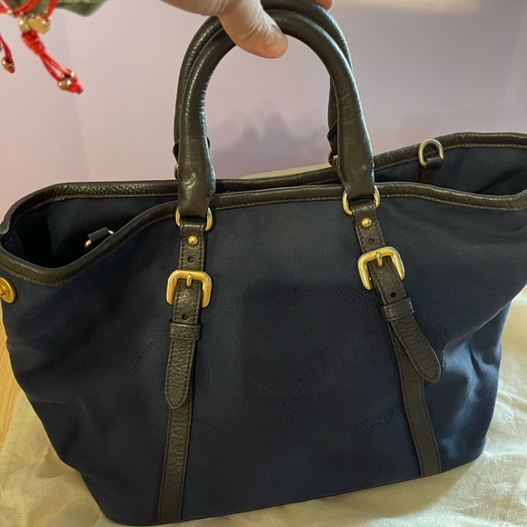 Prada Bag - Picture 3 of 4